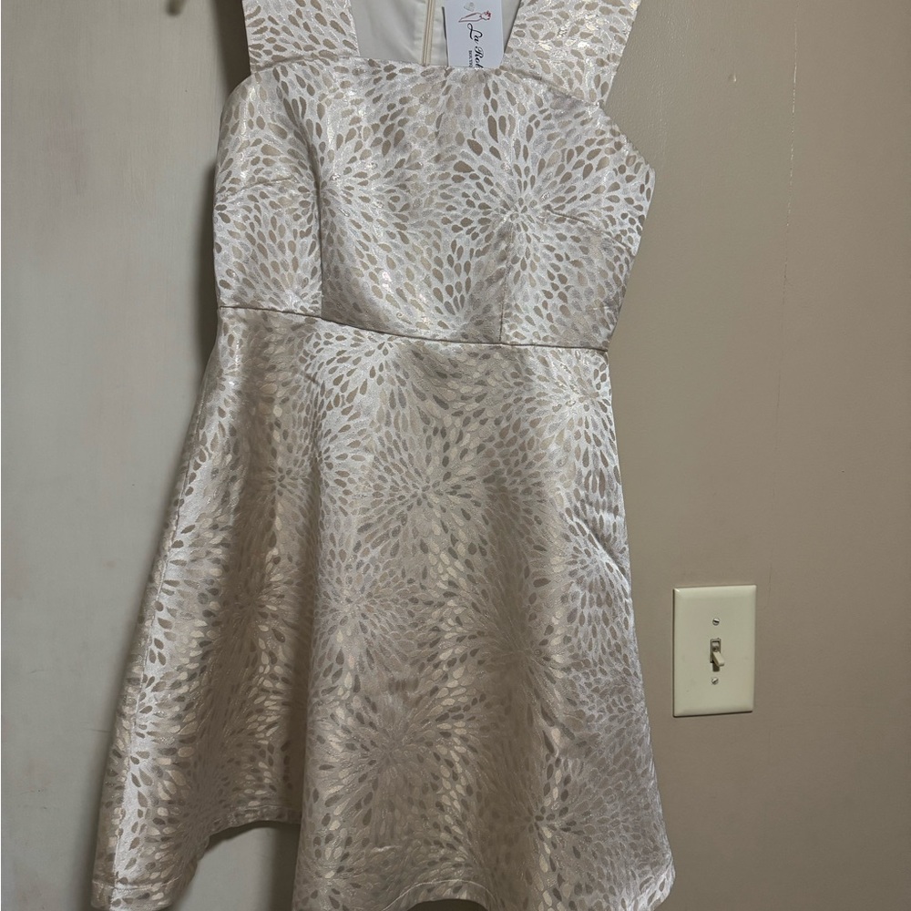 Chic Cream Floral Formal Dress